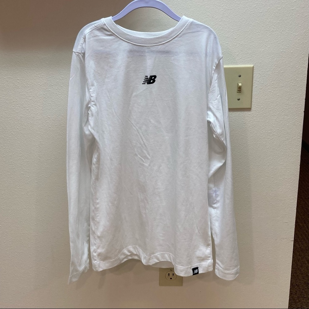 New Balance long sleeve Basketball top NWOT